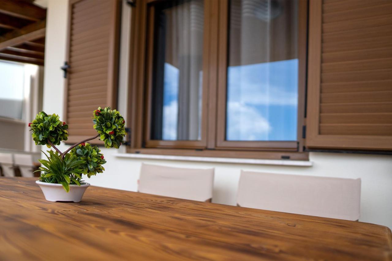 נאה רודה Sea View Apartment Grek Nea 3 מראה חיצוני תמונה